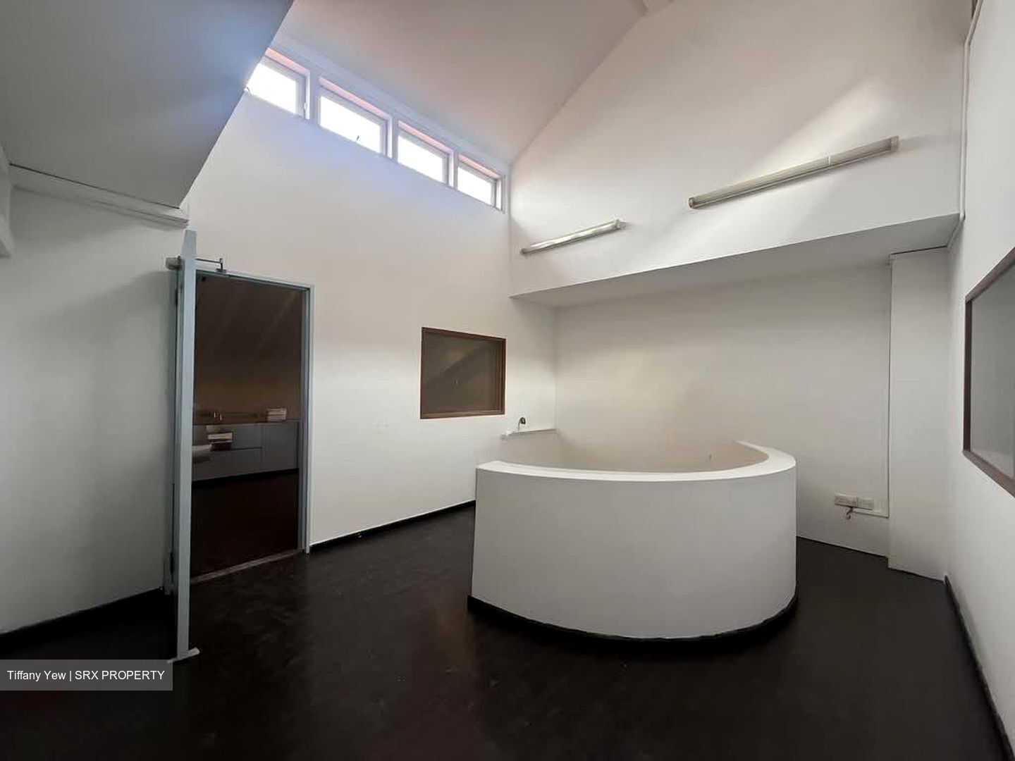 Joo Chiat Road (D15), Shop House #560760431